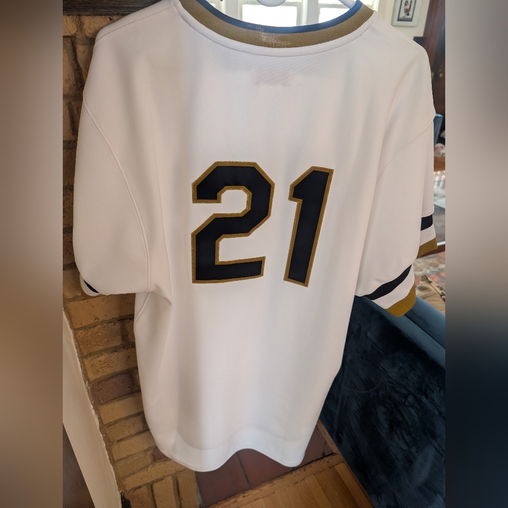 Mitchell & Ness Reproduction Pirates Jersey - Roberto Clemente 1971 - Size XL - Picture 2 of 4